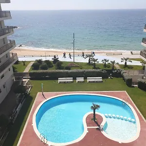 apartamento-en-primera-linea-de-mar-sant-antoni-de-calonge.topcostabravahotels.com/
